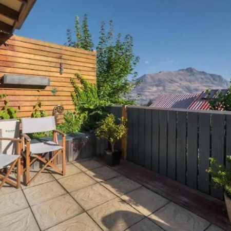 Fantastic Views, Close To Town 2 Bedroom Apartment Queenstown Kültér fotó